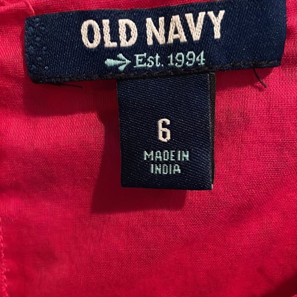 Old Navy Hot pink lace dress - size 6 - Picture 3 of 3